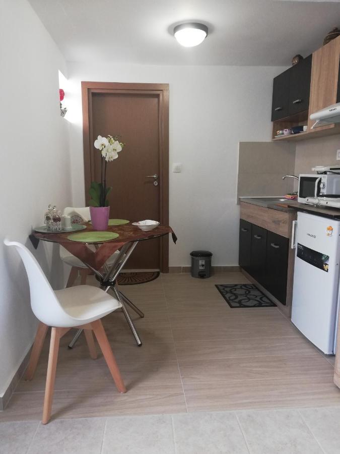 Small Studio With Yard Chania  Exterior photo